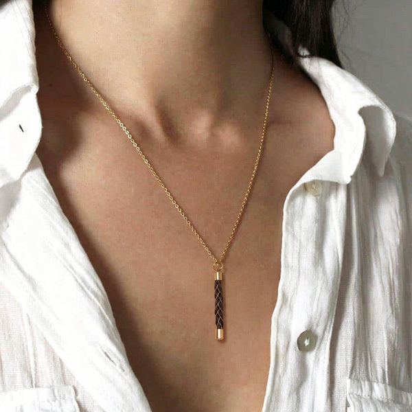 Collier pendentif crins de cheval Tresse 4 mèches - Fils d'or ou argent
