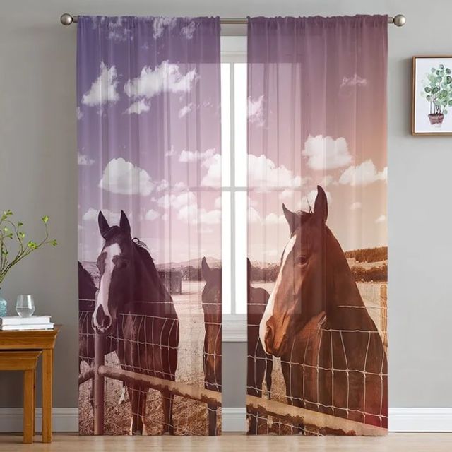 Rideaux voilage imprimés HD Chevaux dans l'enclot – Chevaux Passion