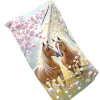 Serviettes de plage bain ou toilette imprimées - Chevaux sur champ de fleur et cerisier