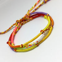 Bracelet en fils cordons tressés, noués Fashion mode Bohême hippie coachella